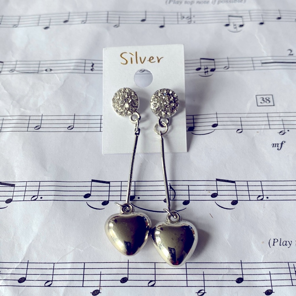 Women’s heart ❤️ earrings